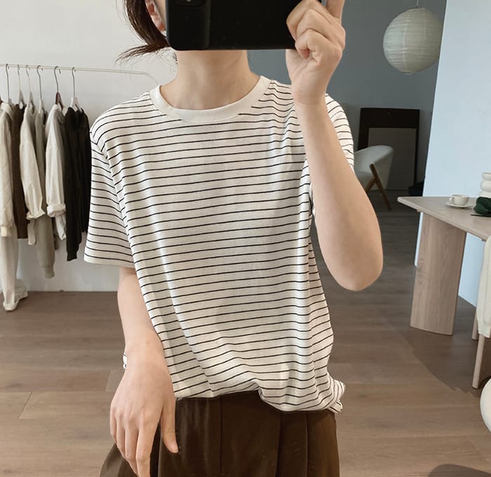 条纹t恤女式夏季新款宽松显瘦韩版简约基础款圆领棉质打底衫上衣