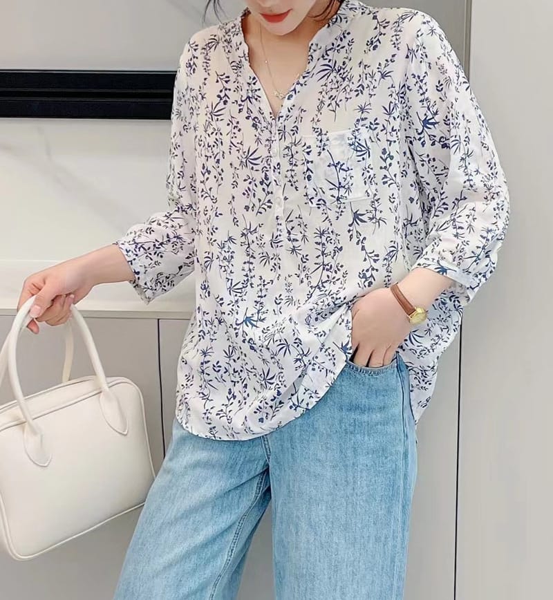 時尚V領碎花圖案七分袖襯衫